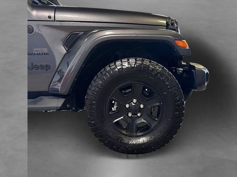 Used 2024 Jeep Wrangler Unlimited Sahara w/ Safety Group AWD/4WD image 21