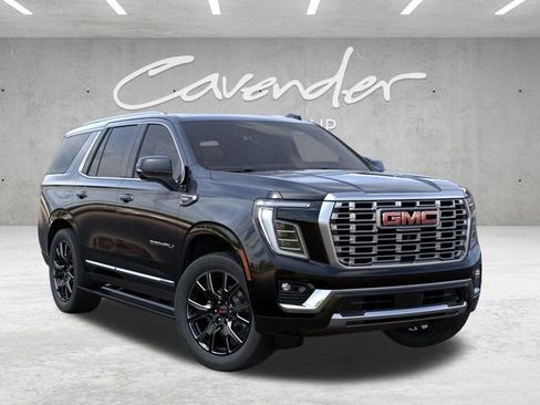 New 2026 GMC Yukon Denali w/ Denali Reserve Package AWD/4WD image 7
