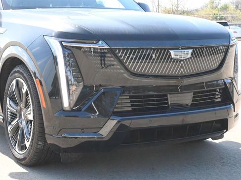 New 2025 Cadillac Escalade IQ Sport 2 image 30