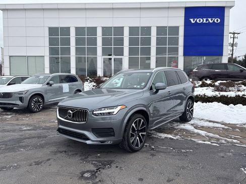 Used 2020 Volvo XC90 T6 Momentum w/ Protection Package Premier image 53