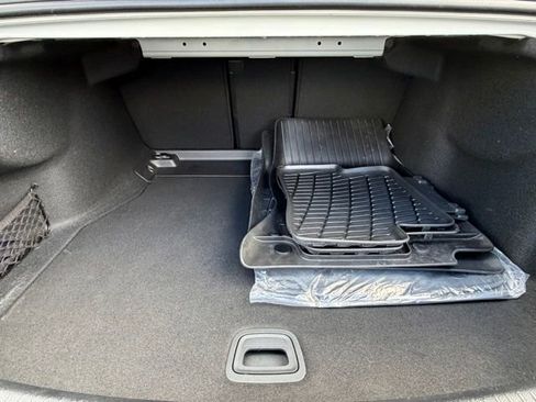 Certified 2022 Mercedes-Benz C 300 4MATIC Sedan image 10