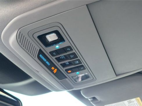 Used 2024 Ford Explorer XLT w/ Equipment Group 202A image 22