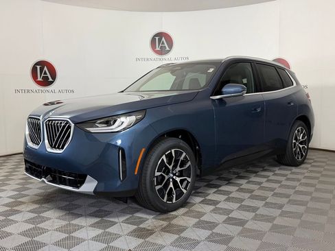 New 2026 BMW X3 xDrive30 w/ Premium Package AWD/4WD image 3