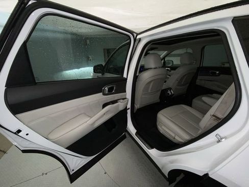 Used 2023 Kia Sorento SX FWD image 23