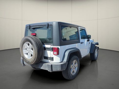 Used 2017 Jeep Wrangler Sport w/ Quick Order Package 24S AWD/4WD image 8