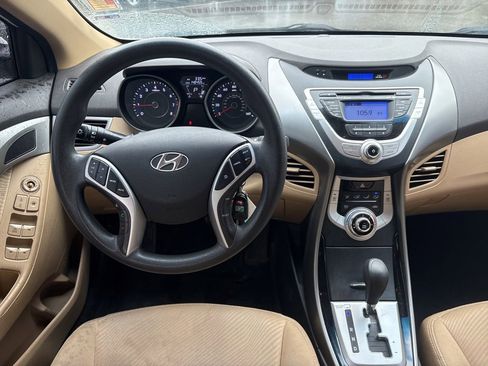 Used 2012 Hyundai Elantra GLS w/ Preferred Pkg 3 FWD image 11