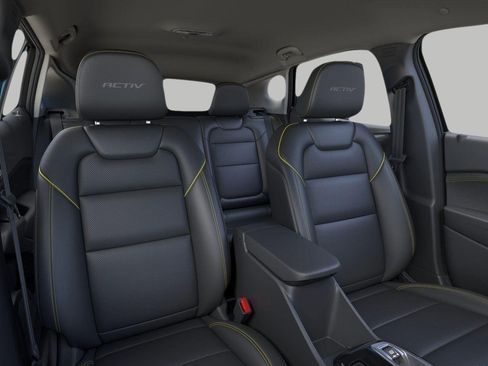 Used 2026 Chevrolet Trax ACTIV FWD image 16