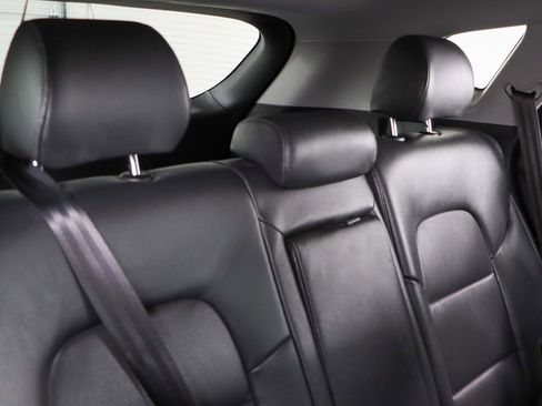 Used 2021 Hyundai Tucson Limited image 28