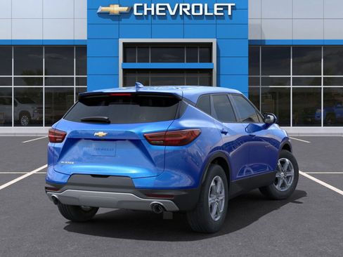 New 2025 Chevrolet Blazer LT image 5