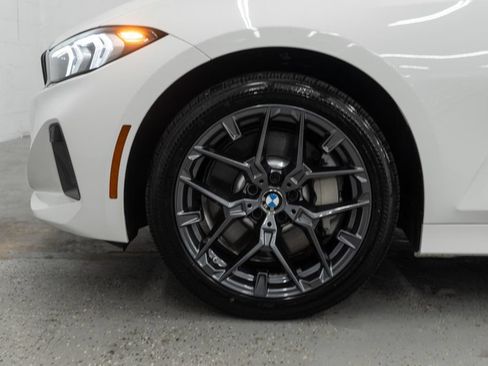 Used 2026 BMW 330i xDrive Sedan AWD/4WD image 35