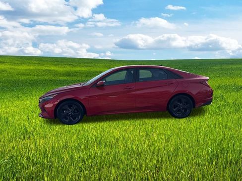 Used 2023 Hyundai Elantra SEL image 10