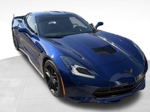 Used 2018 Chevrolet Corvette Stingray Coupe w/ Carbon Flash Badge Package RWD image 2