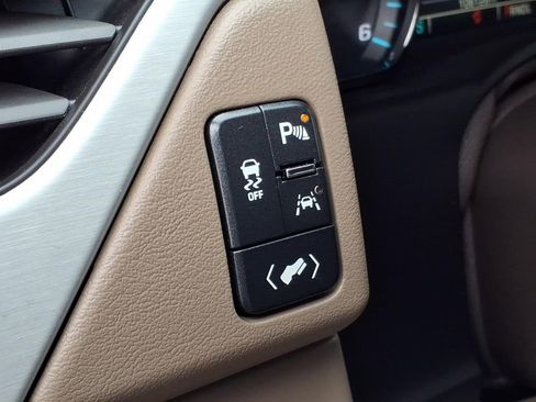 Used 2020 GMC Yukon SLT AWD/4WD image 19