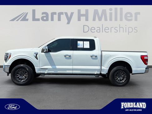 Used 2021 Ford F150 Lariat w/ Equipment Group 502A High AWD/4WD image 2