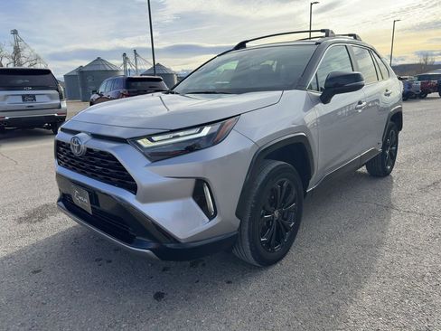 Used 2022 Toyota RAV4 XSE image 3