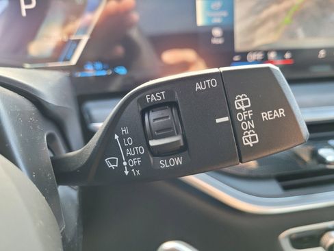 New 2026 BMW X5 xDrive50e w/ M Sport Package image 28