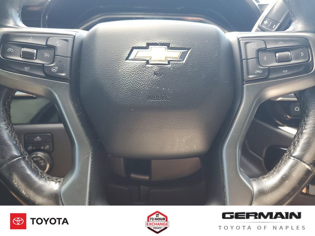 Used 2022 Chevrolet Silverado 1500 LT AWD/4WD image 24