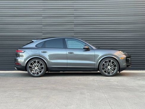 Certified 2026 Porsche Cayenne Coupe AWD/4WD image 8