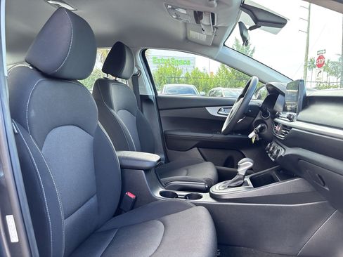 Certified 2024 Kia Forte LXS FWD image 23