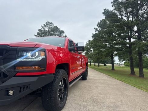 Used 2018 Chevrolet Silverado 1500 LTZ Z71 AWD/4WD image 36