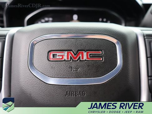 Used 2025 GMC Sierra 1500 SLT AWD/4WD image 26