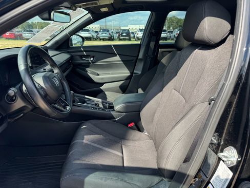 Used 2024 Honda Accord Sport image 10
