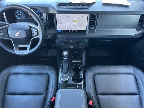 Certified 2025 Ford Bronco Badlands AWD/4WD image 15