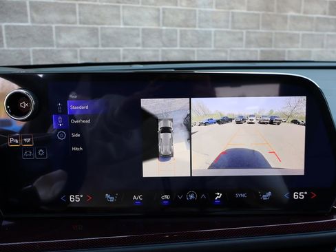 New 2026 Chevrolet Traverse Z71 w/ Enhanced Driving Package AWD/4WD image 24