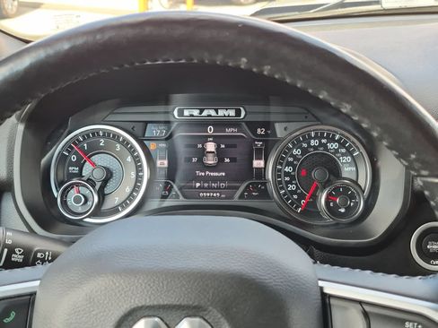 Used 2020 RAM 1500 Big Horn AWD/4WD image 33