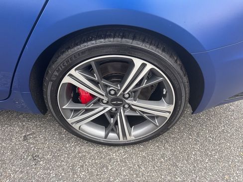 Used 2025 Genesis G70 3.3T Advanced w/ Sport Prestige Package image 11