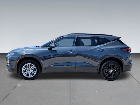 Used 2019 Chevrolet Blazer LT FWD image 2