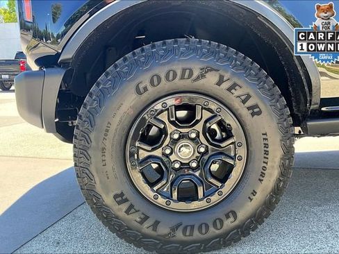 Used 2025 Ford Bronco Badlands w/ Sasquatch Package AWD/4WD image 9