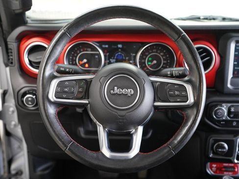 Used 2020 Jeep Gladiator Rubicon w/ Cold Weather Group image 11