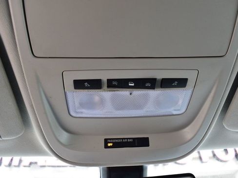Used 2020 Chevrolet Colorado W/T RWD image 37