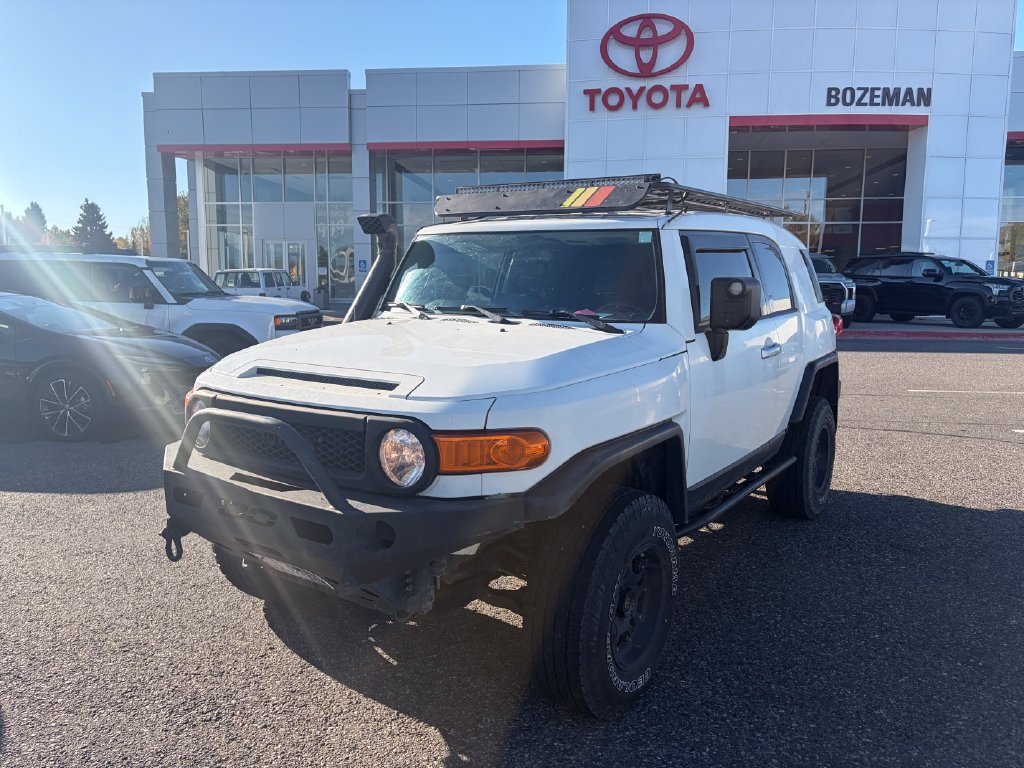 Used 2010 Toyota FJ Cruiser 4WD image 2