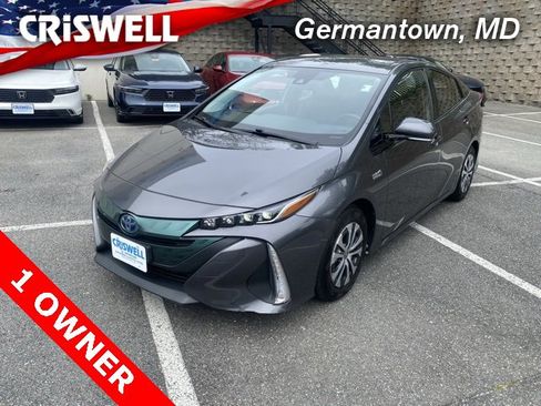 Used 2020 Toyota Prius Prime XLE image 1