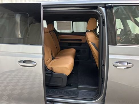 New 2025 Volkswagen ID. Buzz Pro S image 38