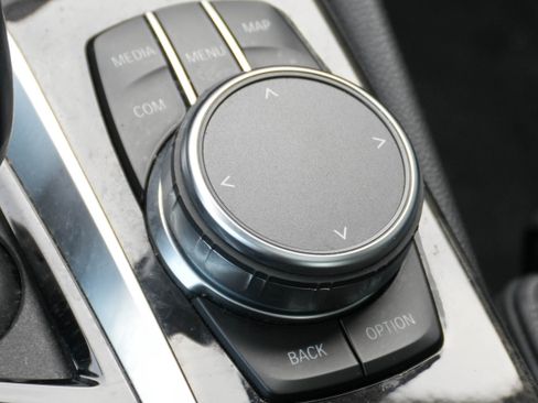 Certified 2023 BMW 530i xDrive w/ Premium Package image 25