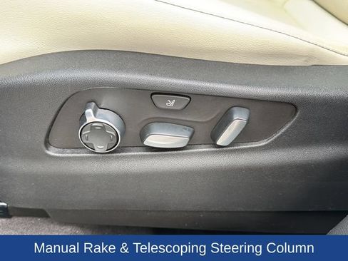 Certified 2023 Cadillac XT4 Sport FWD image 21