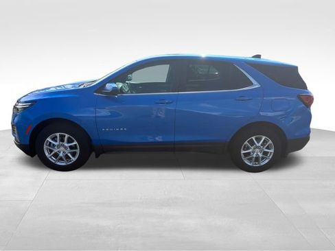 Used 2024 Chevrolet Equinox LT w/ LPO, Floor Liner Package AWD/4WD image 2