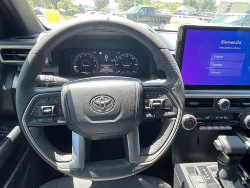 Used 2026 Toyota Tacoma TRD Off-Road AWD/4WD image 16