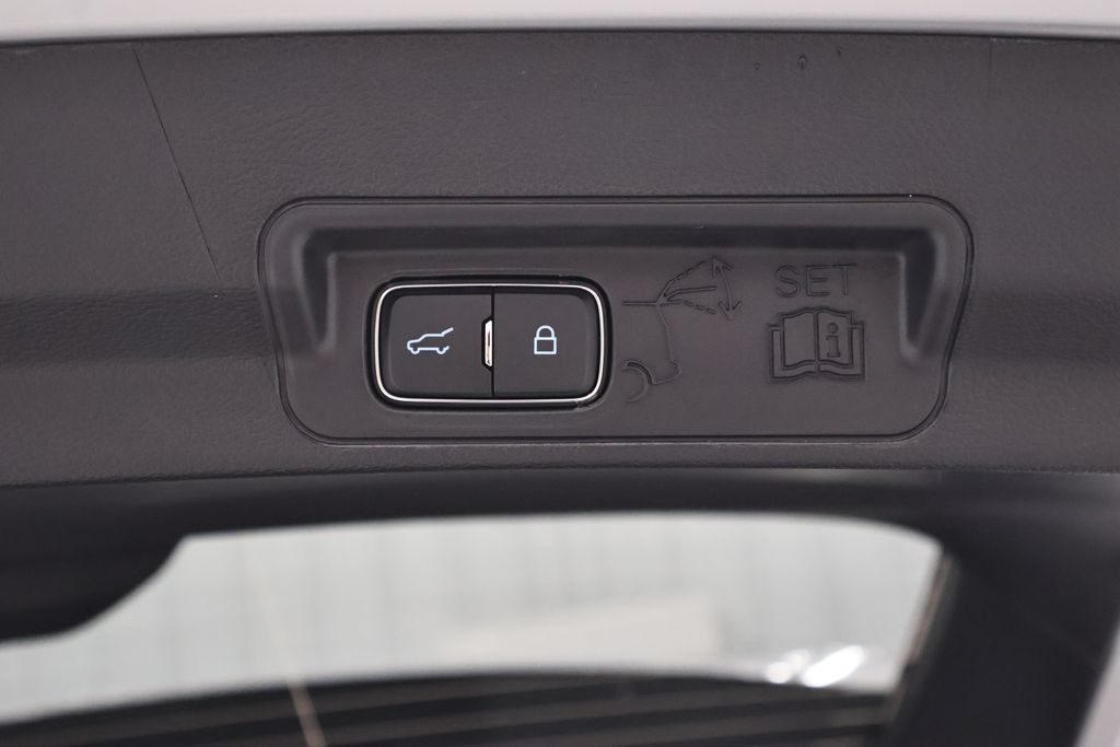 New 2026 Ford Explorer ST-Line w/ ST-Line Street Pack AWD/4WD image 34