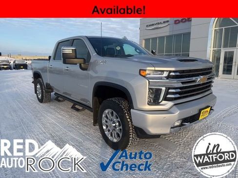 Used 2021 Chevrolet Silverado 2500 High Country w/ Safety Package II image 2