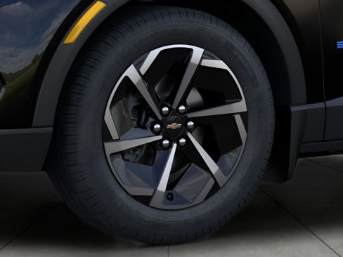 New 2026 Chevrolet Equinox EV LT w/ Comfort Package FWD image 9