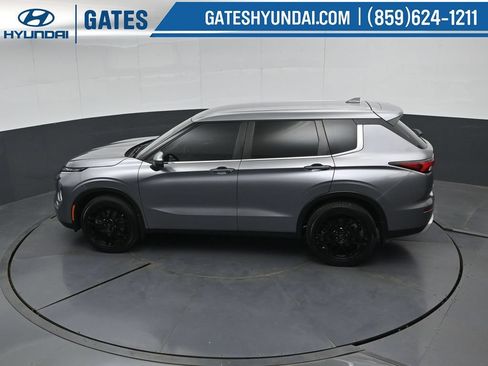 Used 2022 Mitsubishi Outlander SE AWD/4WD image 53