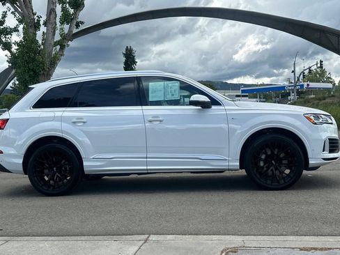 Used 2023 Audi Q7 3.0T Premium Plus AWD/4WD image 3