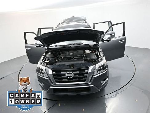 Used 2024 Nissan Armada Platinum w/ Captain's Chairs Package image 38