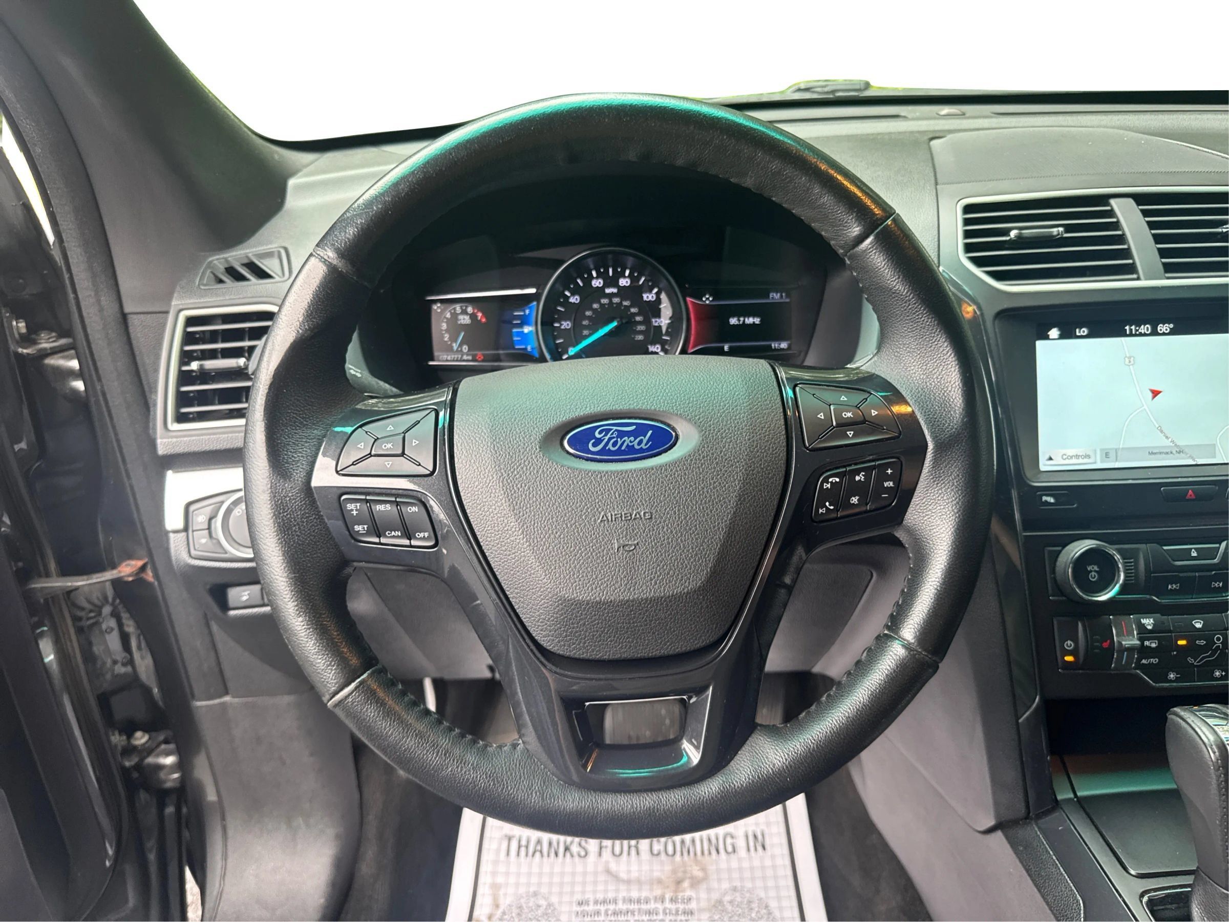 Used 2017 Ford Explorer XLT w/ Equipment Group 202A AWD/4WD image 21