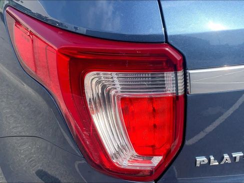 Certified 2018 Ford Explorer Platinum AWD/4WD image 28