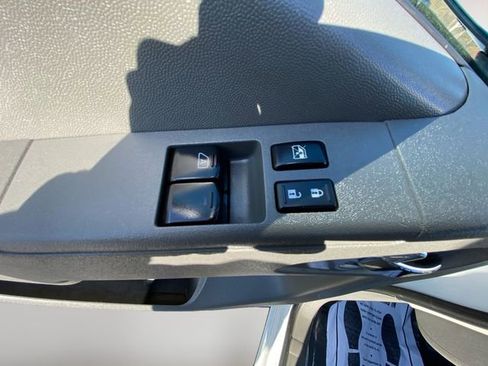 Used 2021 Nissan Frontier S image 17